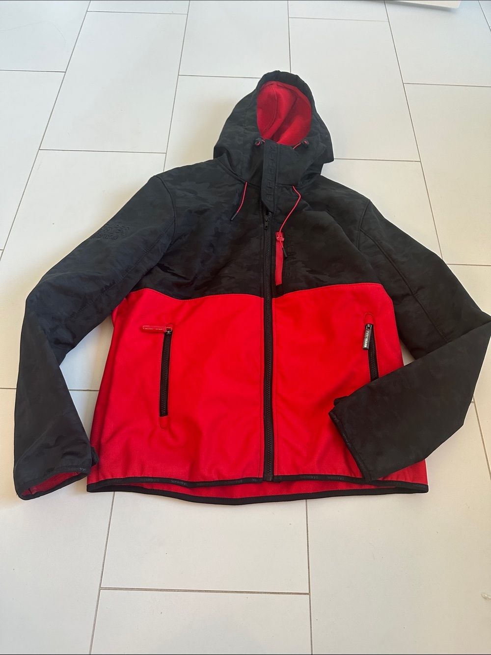 SuperDRY Two-Tone Black and Red Hooded Jacket 2XL mens